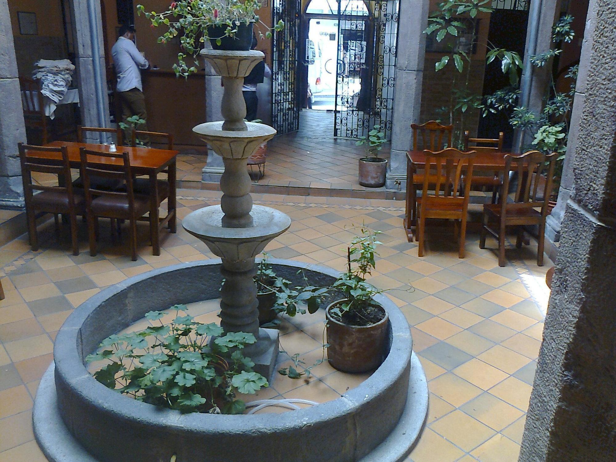 Hotel Catedral Quito Exterior foto