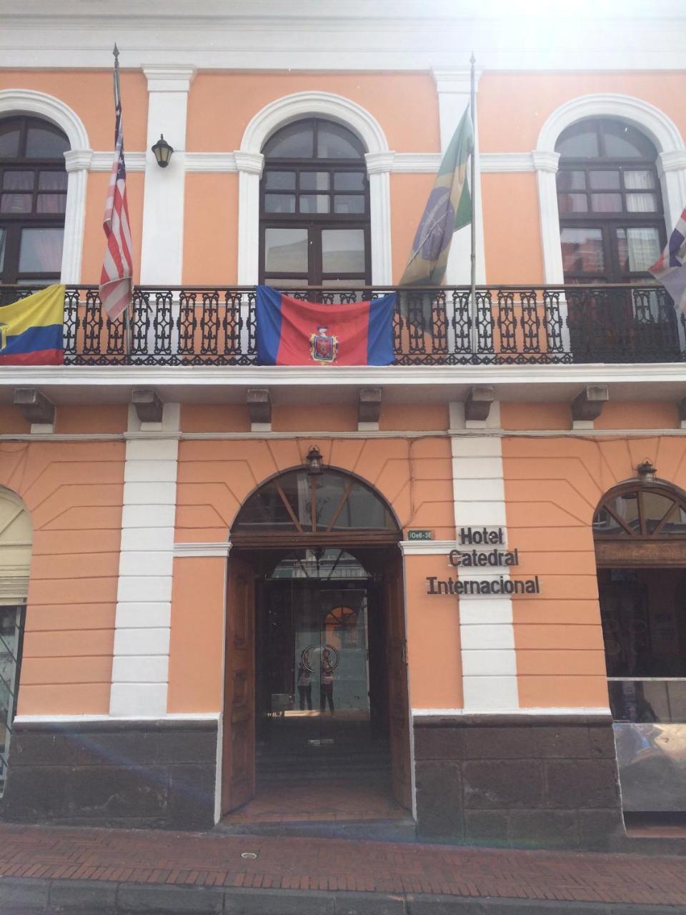 Hotel Catedral Quito Exterior foto