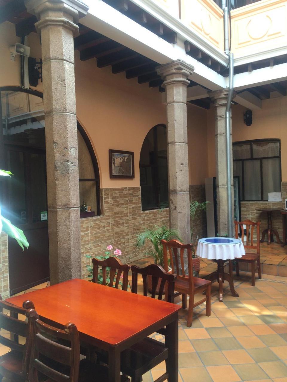 Hotel Catedral Quito Exterior foto