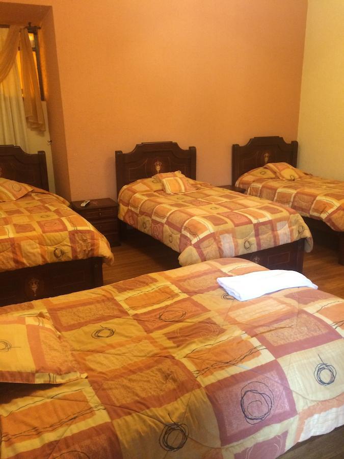 Hotel Catedral Quito Quarto foto